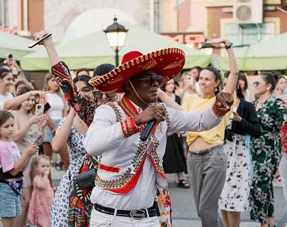 ВТОРОЙ РОЗЫГРЫШ.ЕДА В БОЛЬШОМ ГОРОДЕ.